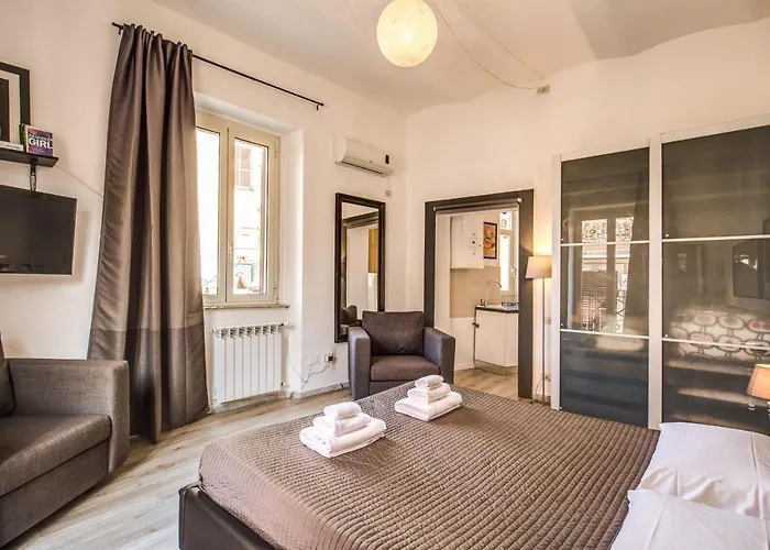 Lovely With Balcony In Campo De' Fiori Apartment Rom