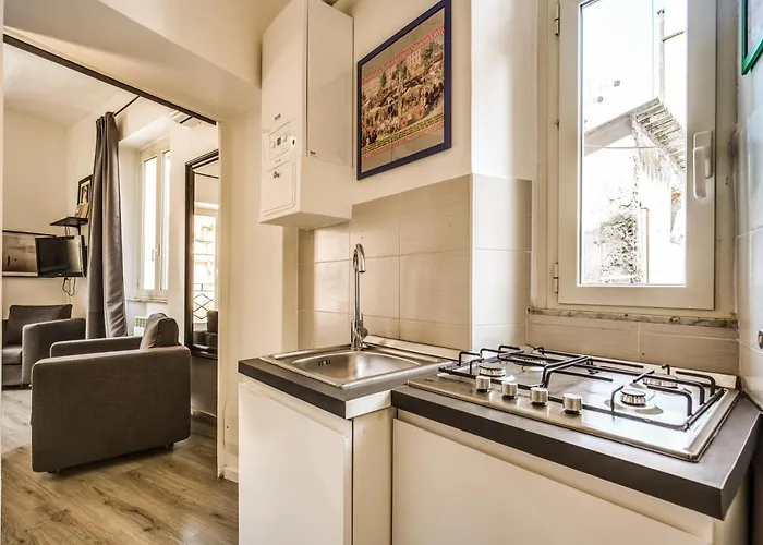 Apartment Lovely With Balcony In Campo De' Fiori